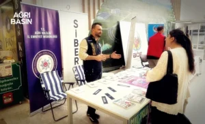 AİÇÜ’de 1.500 Öğrenciye Siber Güvenlik Anlatıldı