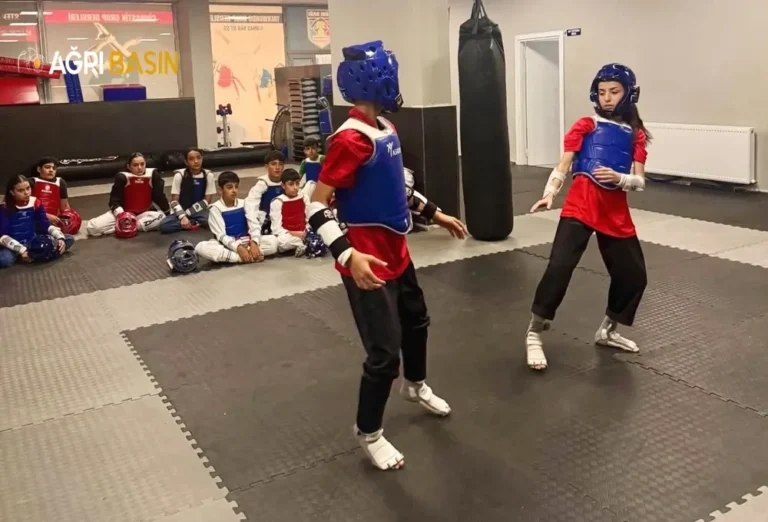 Ağrı’da Amatör Spor Haftası Taekwondo ile Başladı