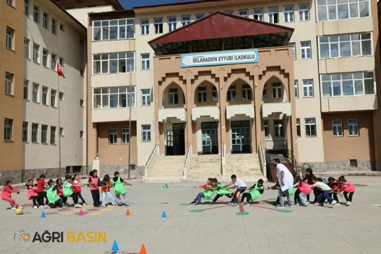 Ağrı’da 85 Bin Öğrenci Geleneksel Oyunlarla Buluştu
