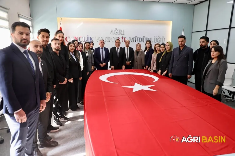 Ağrı’da Aday Memurlar Asil Memurluğa Geçti
