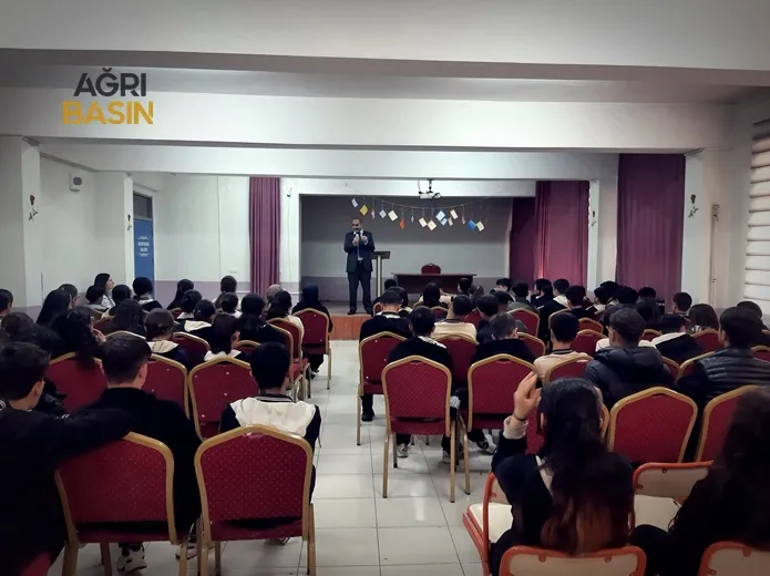 Ağrı’da Gençlere Aile ve Değerler Bilinci Aşılanıyor