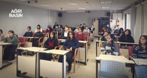 Ağrı’da Liseliler TÜBİTAK Projeleri İçin Eğitime Alındı