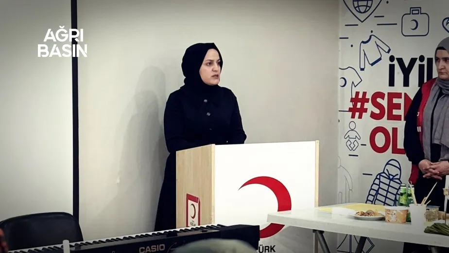 Ağrı Kızılay Kadın'dan Kil atölyesinden aşevlerine destek
