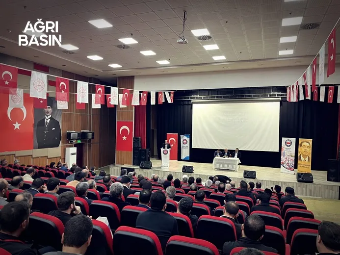 Diyanet-Sen’de Ağrı'da Dr. Muhammed Bahaddin Yakut Güven Tazeledi
