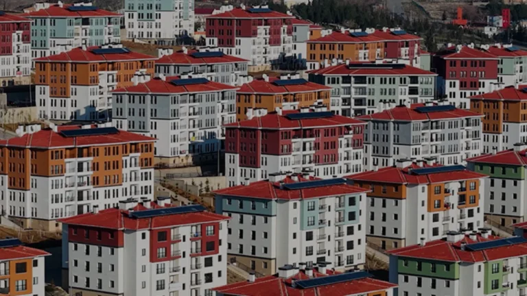 ABD Basını Türkiye Deprem Bölgesindeki Yeniden İnşa Sürecini Yazdı