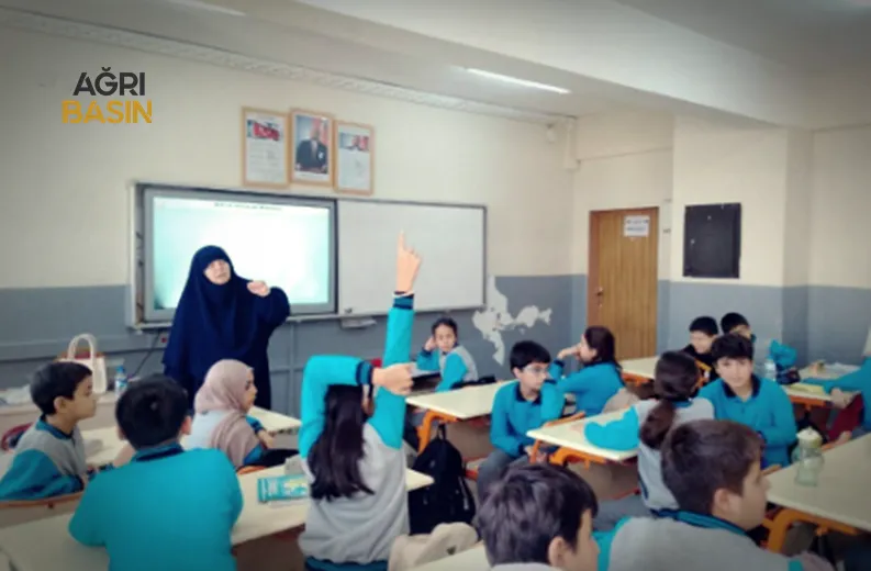 Ağrı’da Gençlere Aile ve Değerler Bilinci Aşılanıyor