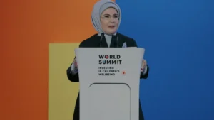 Emine Erdoğan Semerkantta Çocuk Refahı İçin Küresel Çağrı Yaptı