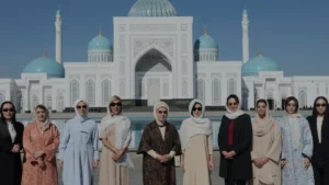 Emine Erdoğan Semerkantta İmam Buhari Türbesini Ziyaret Etti