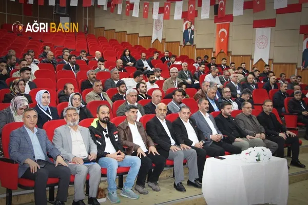 Eğitim-Bir-Sen Ağrı’da Süleyman Gümüşer Güven Tazeledi