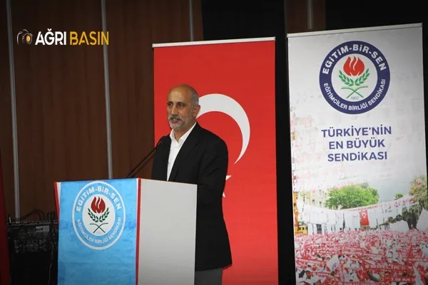 Eğitim-Bir-Sen Ağrı’da Süleyman Gümüşer Güven Tazeledi