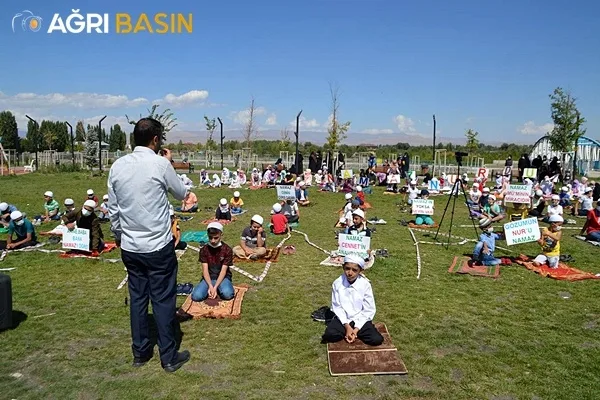 Ağrı'da "Hayat Namazla Güzeldir" Etkinliği