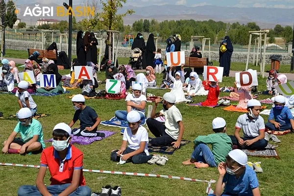 Ağrı'da "Hayat Namazla Güzeldir" Etkinliği