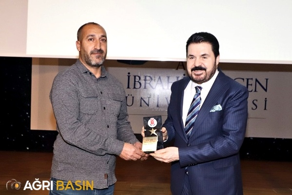 Ağrı Basın'a Yılın Ödülü!