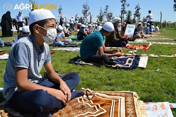 Ağrı’da “Hayat Namazla Güzeldir” Etkinliği