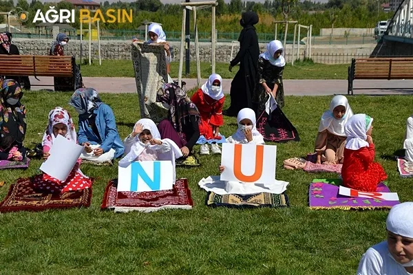 Ağrı'da "Hayat Namazla Güzeldir" Etkinliği
