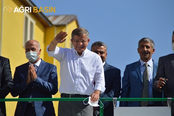 Gelecek Partisi Genel Başkanı Ahmet Davutoğlu Ağrı'da konuştu