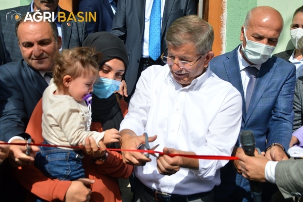 Gelecek Partisi Genel Başkanı Ahmet Davutoğlu Ağrı'da konuştu