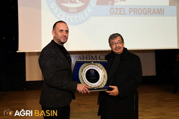 Ağrı Basın'a Yılın Ödülü!