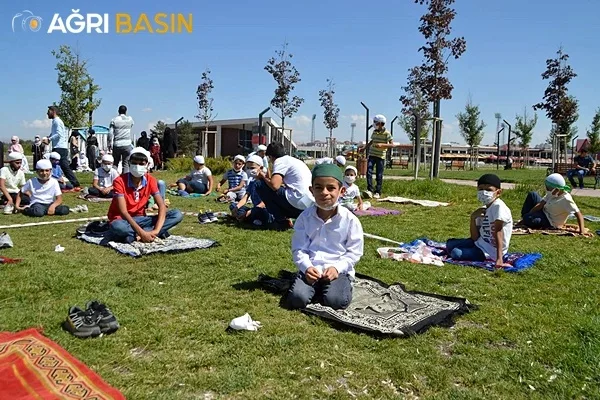 Ağrı'da "Hayat Namazla Güzeldir" Etkinliği