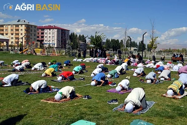 Ağrı'da "Hayat Namazla Güzeldir" Etkinliği