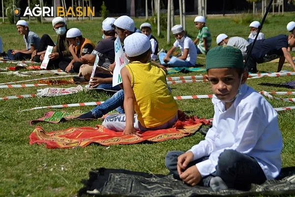 Ağrı'da "Hayat Namazla Güzeldir" Etkinliği