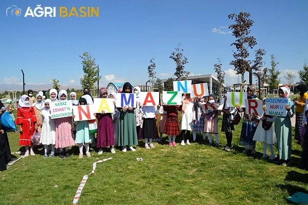 Ağrı'da "Hayat Namazla Güzeldir" Etkinliği