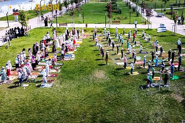 Ağrı'da "Hayat Namazla Güzeldir" Etkinliği