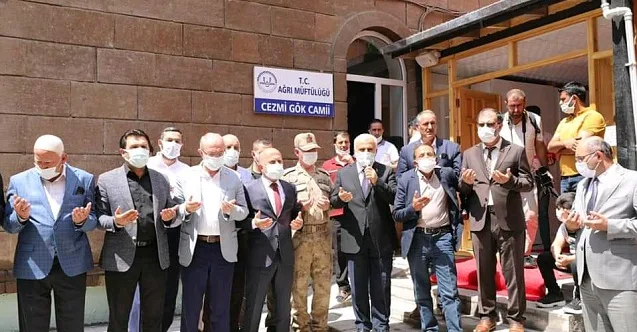 Cezmi Gök Cami Cuma namazı ile birlikte ibadete açıldı