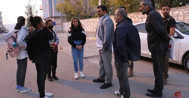 Kaymakam Balcı Karşılaştığı Çocuklar İle Sohbet Etti