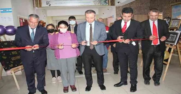 Ağrı’da Öğretmenlerden İhtiyaç Sahibi Öğrencilere Destek