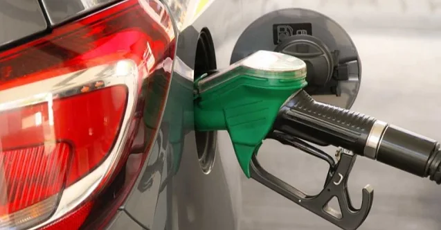 Benzine 44 Kuruş Zam Geldi