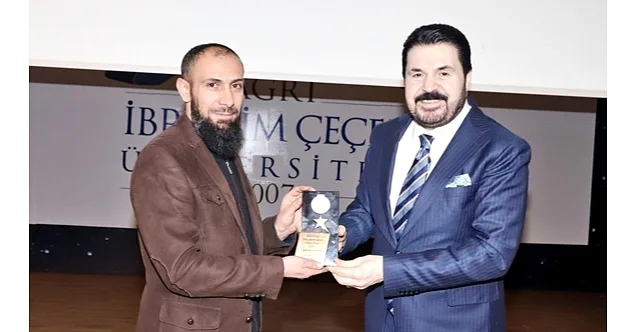 Ağrı Basın’a Yılın Ödülü!