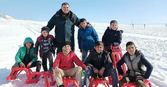 Kaymakam Balcı Karın Tadını Çocuklarla Çıkardı