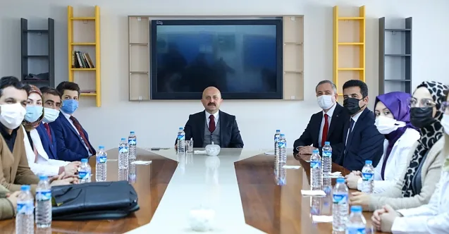 Vali Varol, Eğitim Öğretim Yılının 2. Döneminin İlk Gününde Öğrenci ve Öğretmenlerimizi Yalnız Bırakmadı