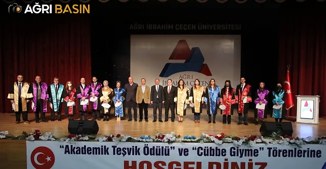 AİÇÜ’de Akademik Teşvik Ödülü ve Cübbe Giyme Töreni Yapıldı