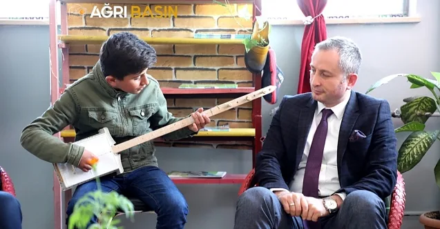 Ağrı’da sıfır atık malzemelerle İngilizce sokağı
