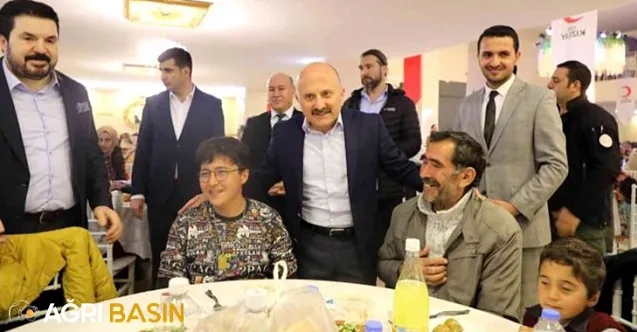 Ağrı’daki yetimler Dünya Yetimler Günü’nde unutulmadı