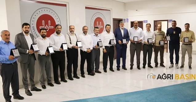 Ağrı’da Kurban Organizasyonunda Görev Alanlar Ödüllendirildi