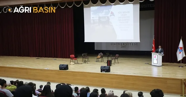 AİÇÜ’de Oryantasyon Eğitimleri Kapsamında Rektör-Öğrenci Buluşmaları Başladı