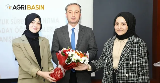 Müdür Hasan Kökrek aday öğretmenlerle bir araya geldi