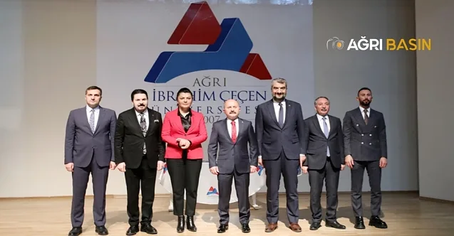 AİÇÜ’de Türkiye Yüzyılı Gençlik ve Üretim Stratejisi Konferansı