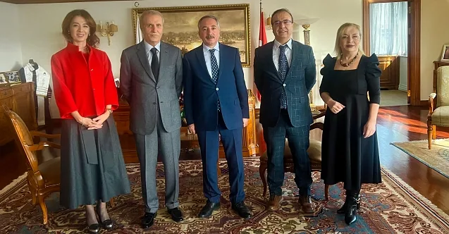 AİÇÜ ile IC Vakfı Arasında Protokol İmzalandı