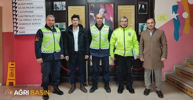 Hamur’da Taşıma Serviscilerine Seminer Verildi