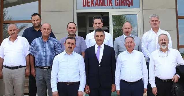 AİÇÜ Rektörü Karabulut’tan Dekan Erdal Yılmaz’a Hayırlı Olsun Ziyareti