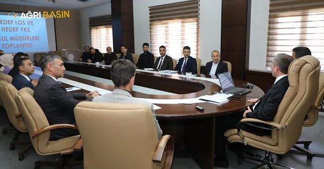 Ağrı’da İmam Hatip okulları müdürleri ile LGS ve YKS toplantısı