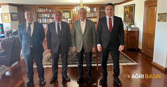 AİÇÜ Rektörü Prof. Dr. KARABULUT, IC Vakfı’nı Ziyaret Etti