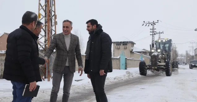 Başkan Karadoğan Karla Mücadele Çalışmasını İçin Sahaya İndi