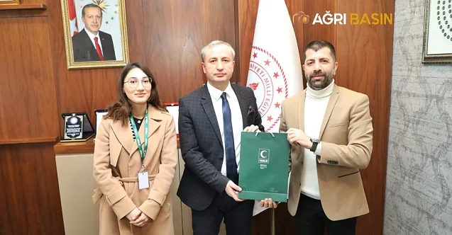 Yeşilay Ağrı Şube Başkanı Aslan, Milli Eğitim Müdürü Kökrek’i ziyaret etti