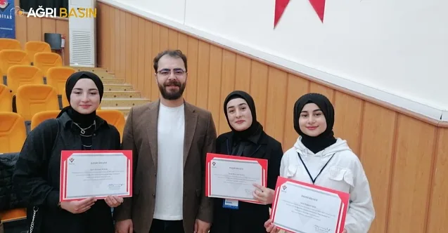 Ağrı’da TÜBİTAK Bölge Birincisi 2 proje Türkiye finaline yükseldi