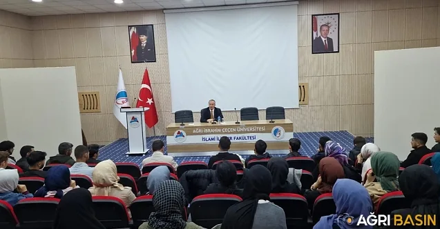 Ağrı’da “Adanmış Öğretmen Olmak” konulu konferans